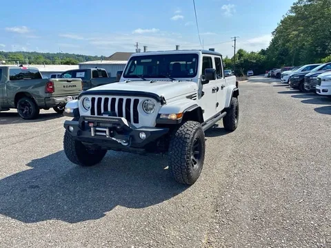 2021 Jeep Gladiator Sport