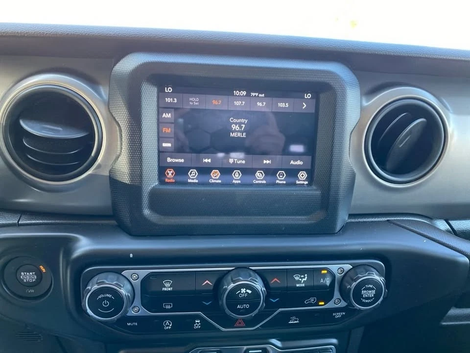 2021 Jeep JT Gladiator - Image 11 of 15