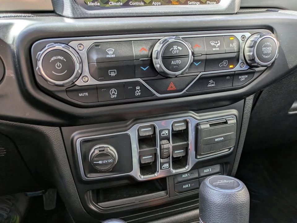 2021 Jeep JT Gladiator - Image 11 of 15
