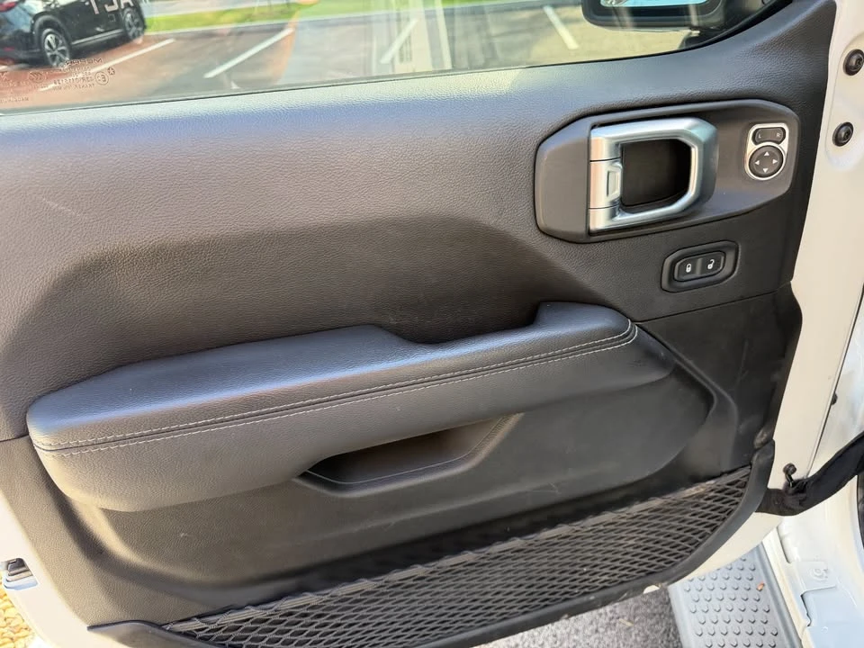 2021 Jeep JL Wrangler - Image 10 of 20