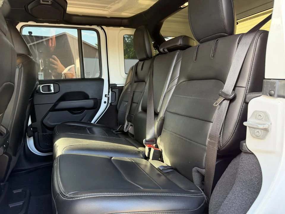 2021 Jeep JL Wrangler - Image 19 of 20