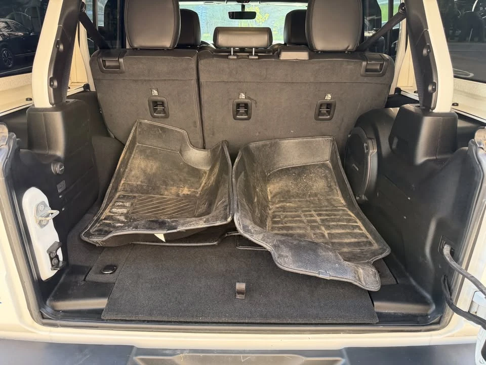 2021 Jeep JL Wrangler - Image 9 of 20
