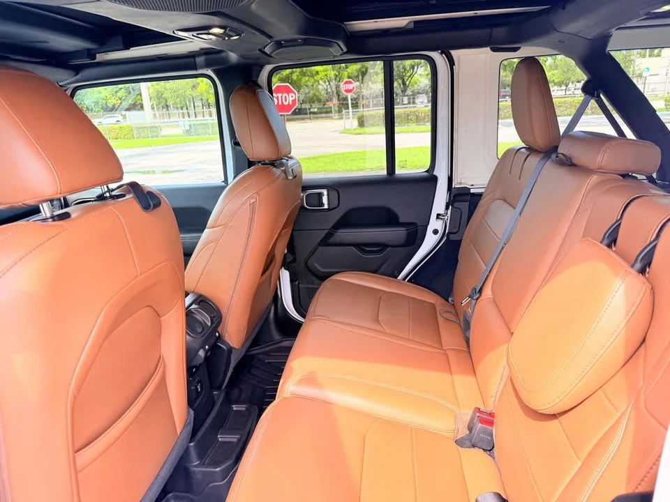 2021 Jeep JL Wrangler - Image 7 of 10