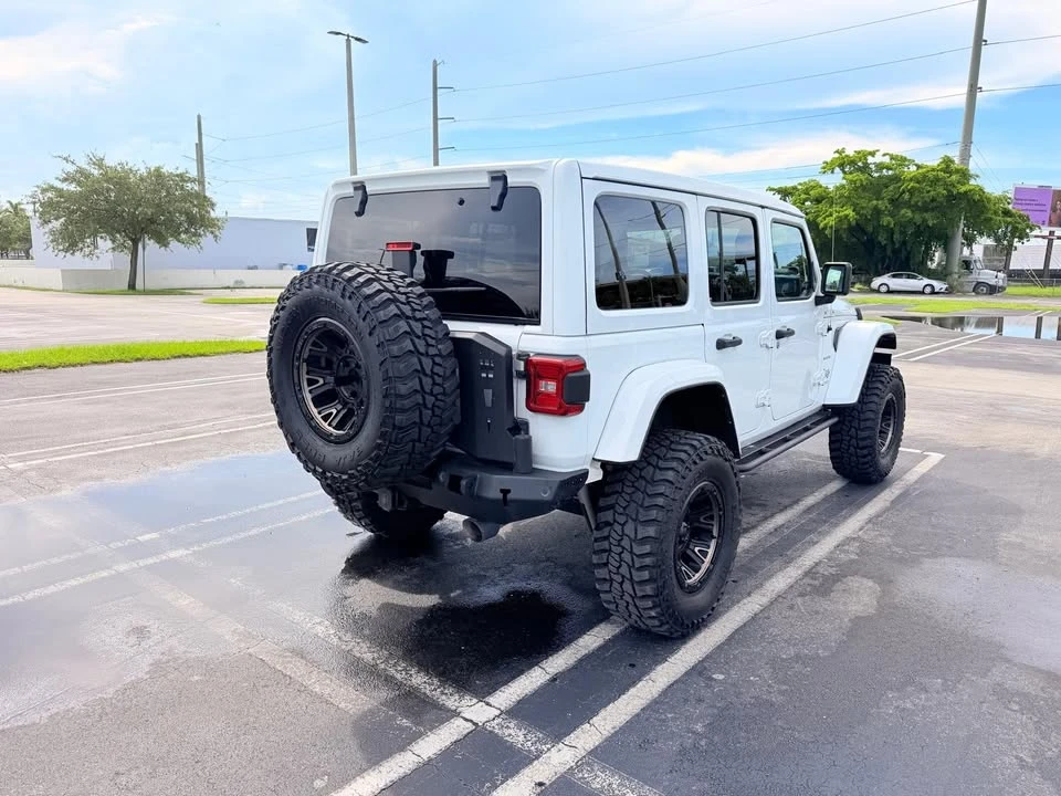 2021 Jeep JL Wrangler - Image 3 of 10