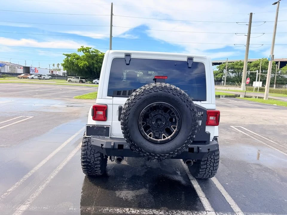 2021 Jeep JL Wrangler - Image 4 of 10