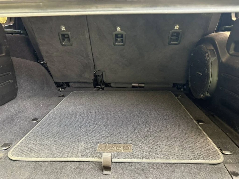 2021 Jeep JL Wrangler - Image 15 of 15