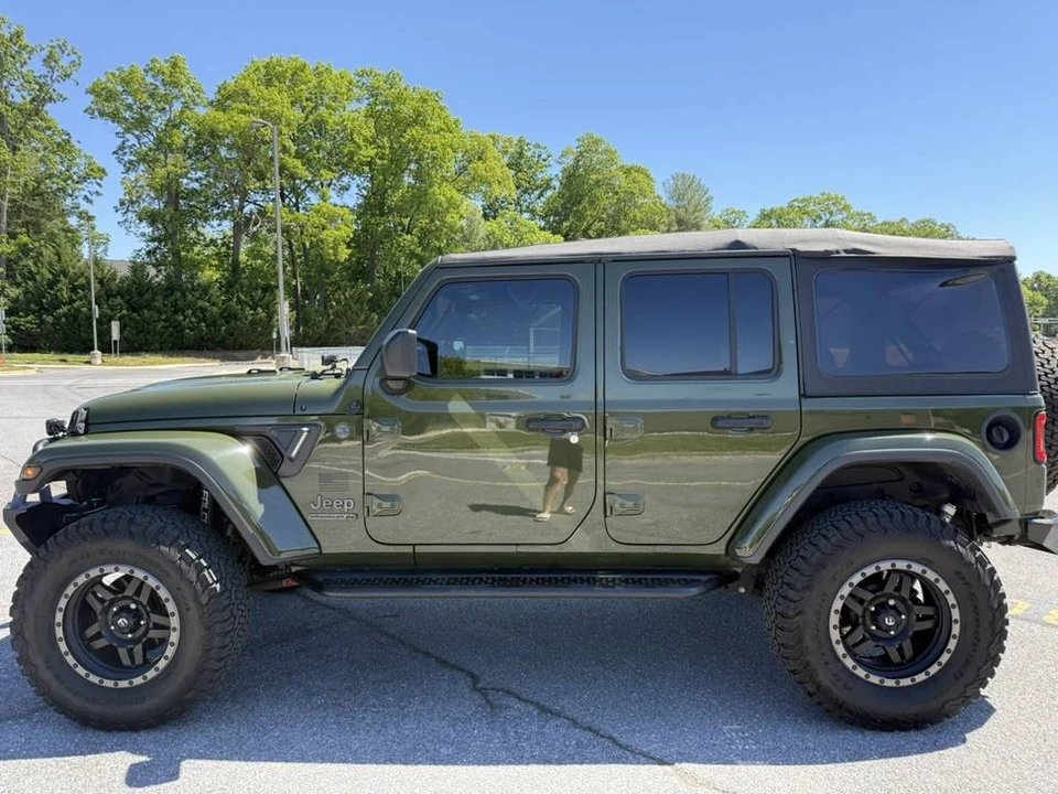 2021 Jeep JL Wrangler - Image 3 of 15
