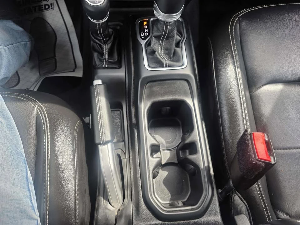 2021 Jeep JL Wrangler - Image 15 of 18