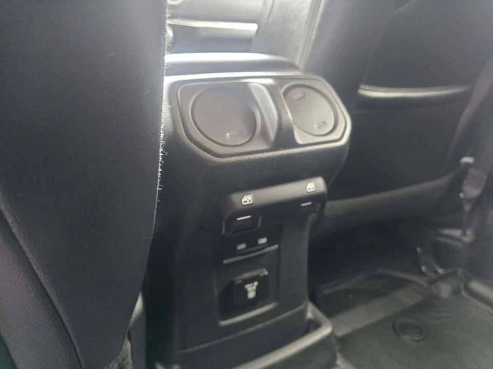 2021 Jeep JL Wrangler - Image 17 of 18