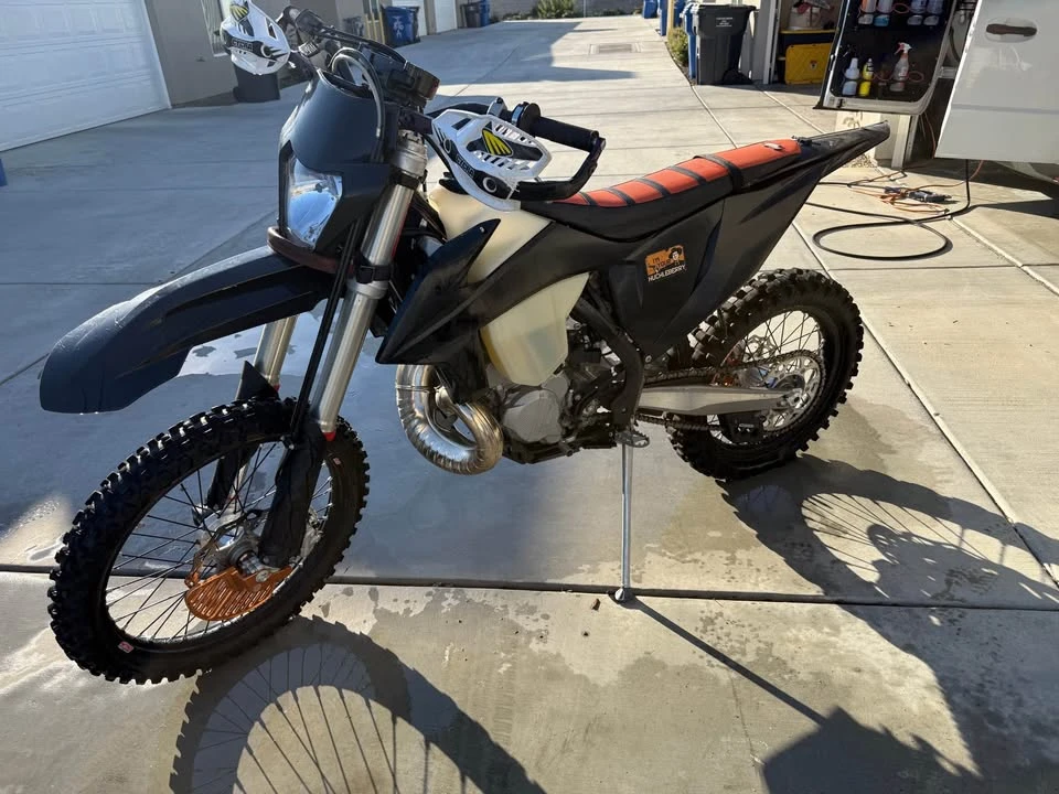 2021 KTM - Image 6 of 9