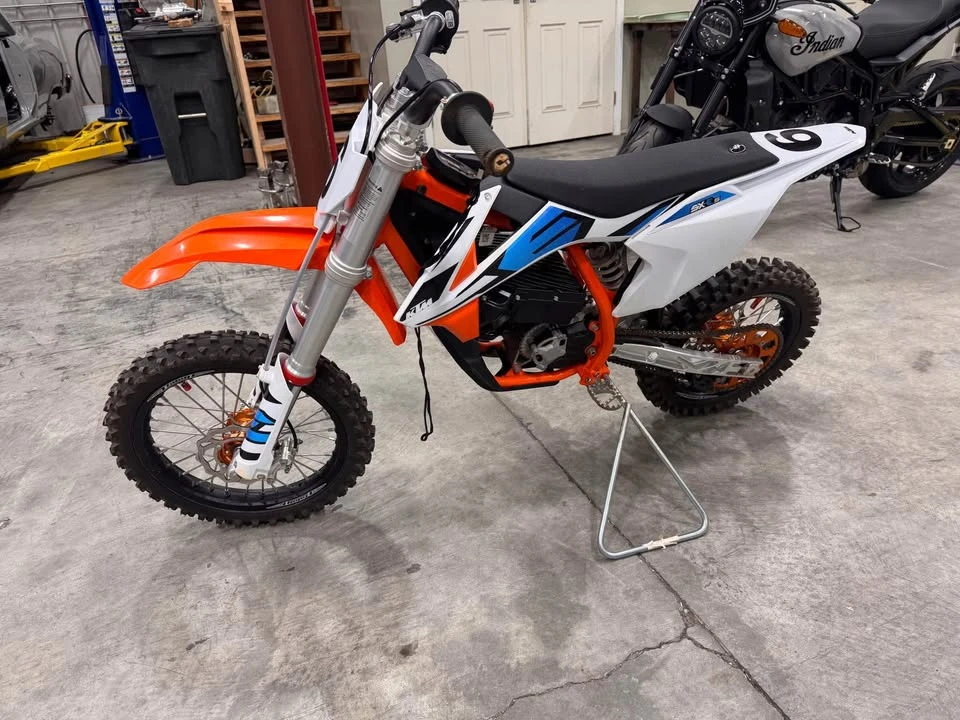 2021 KTM - Image 4 of 9