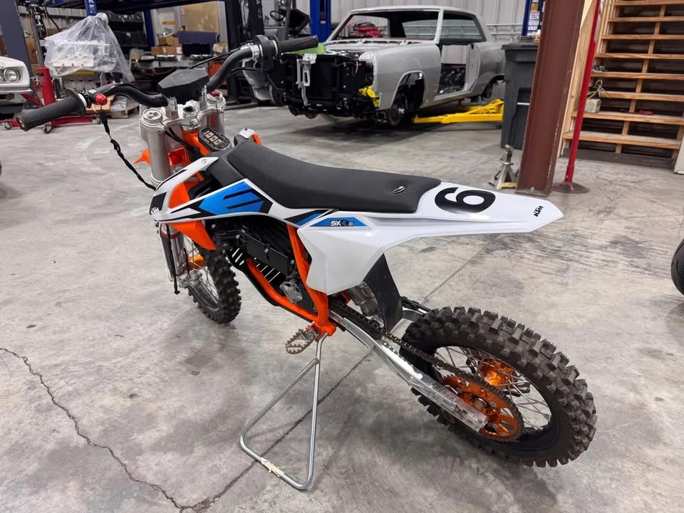 2021 KTM - Image 5 of 9