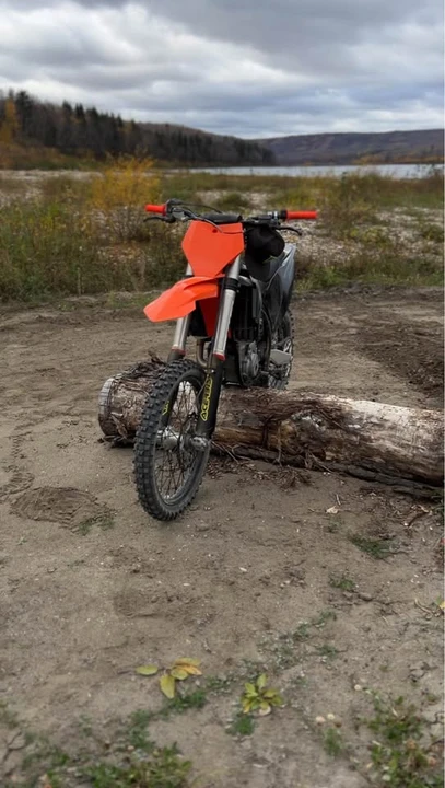 2021 KTM - Image 4 of 4