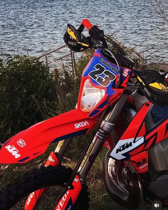 2021 KTM - Image 3 of 7