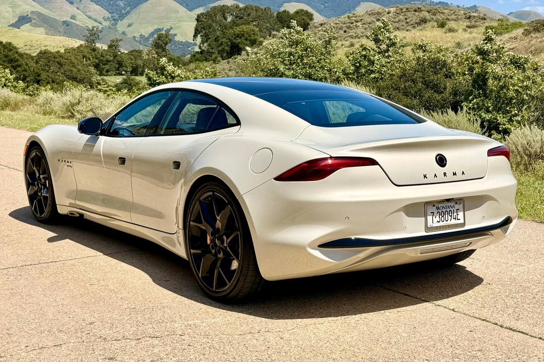 2021 Karma Revero - Image 4 of 31