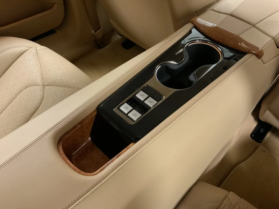 2021 Karma Revero - Image 10 of 13