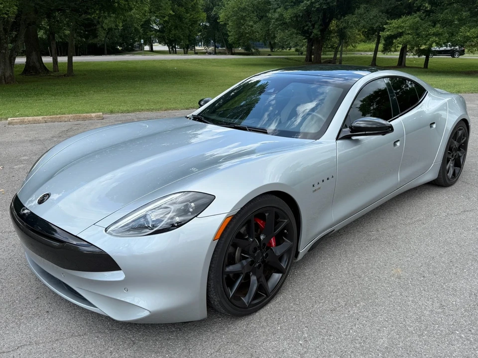 2021 Karma Revero - Image 2 of 12