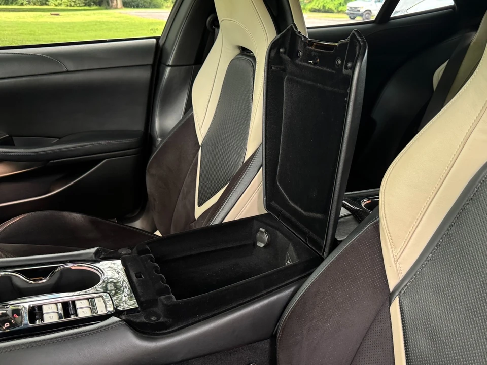 2021 Karma Revero - Image 14 of 21