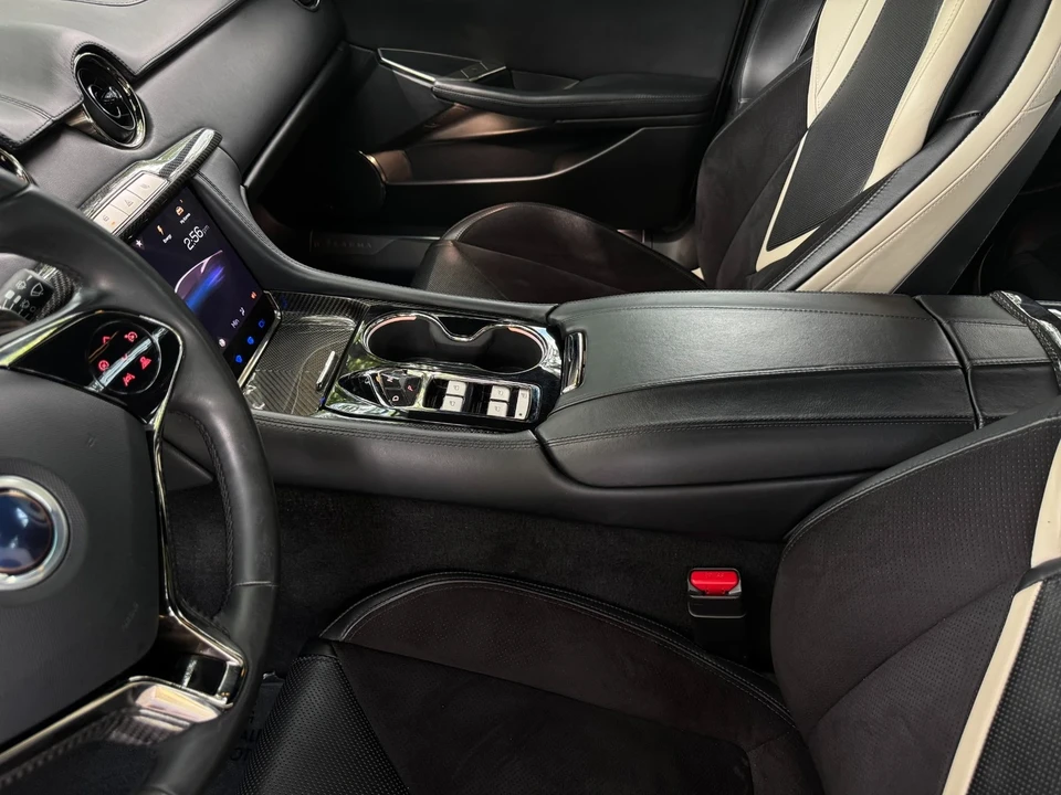 2021 Karma Revero - Image 12 of 12