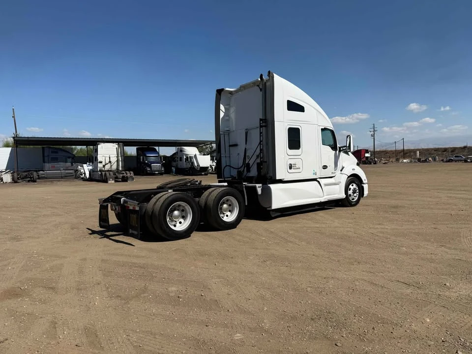 2021 Kenworth T680 - Image 6 of 12