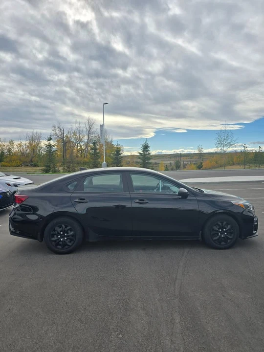 2021 Kia Forte - Image 7 of 13