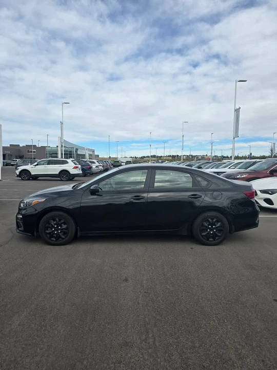 2021 Kia Forte - Image 3 of 13