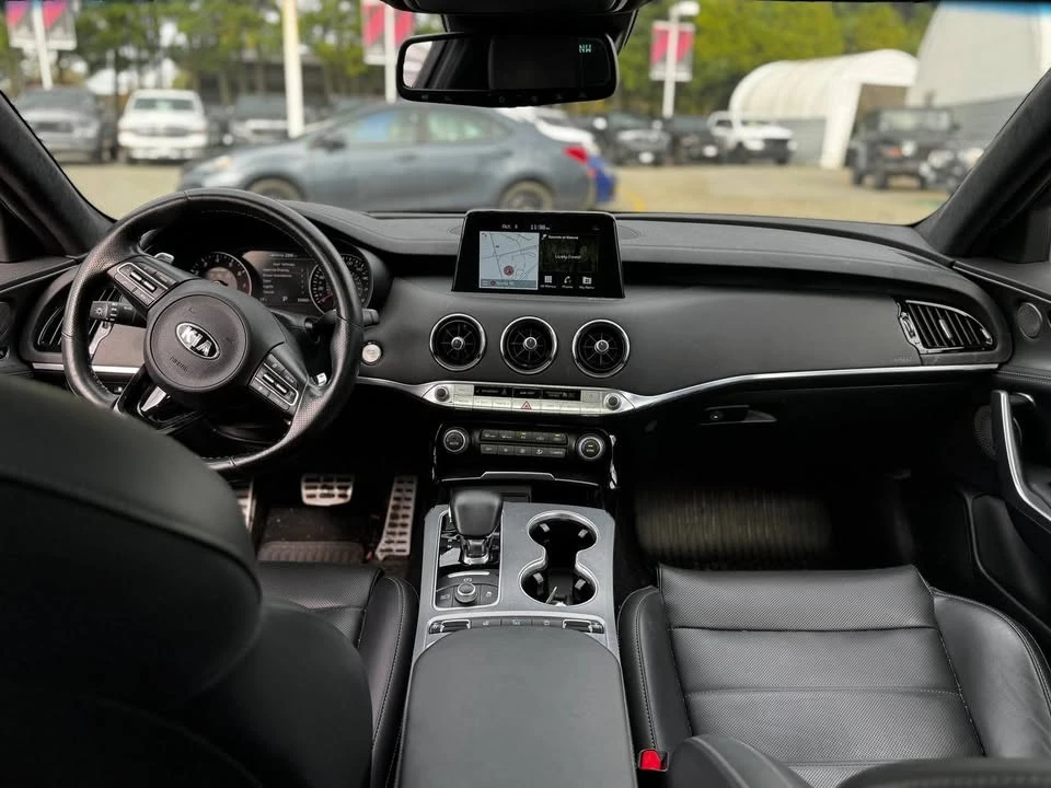 2021 Kia Stinger GT - Image 10 of 11