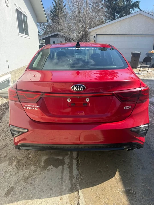 2021 Kia Forte - Image 2 of 16