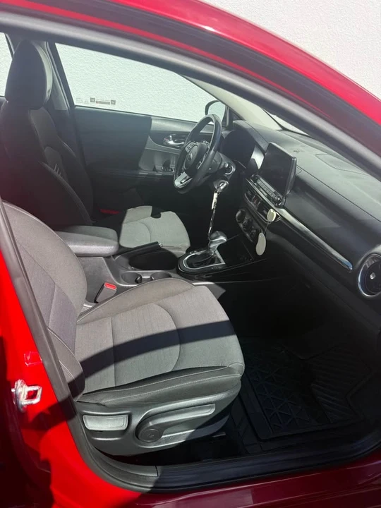 2021 Kia Forte - Image 3 of 16