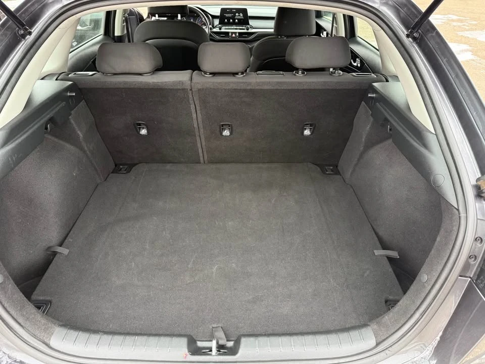 2021 Kia Forte - Image 15 of 18