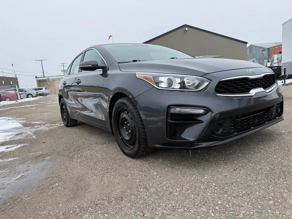 2021 Kia Forte - Image 8 of 18
