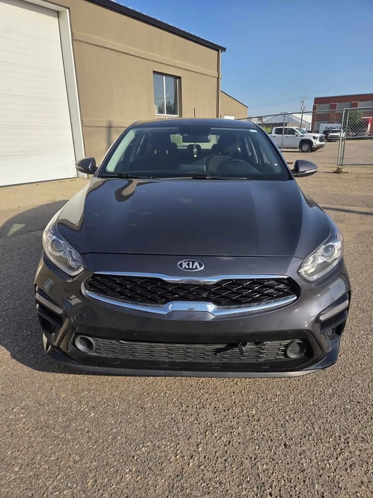 2021 Kia Forte - Image 2 of 14