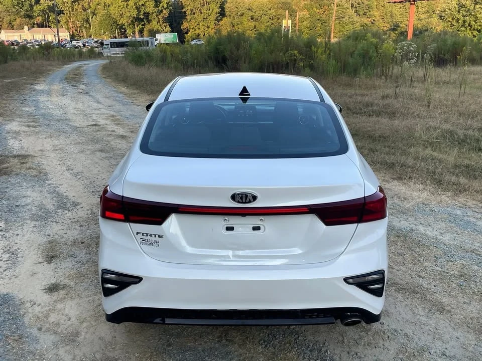 2021 Kia Forte - Image 8 of 19