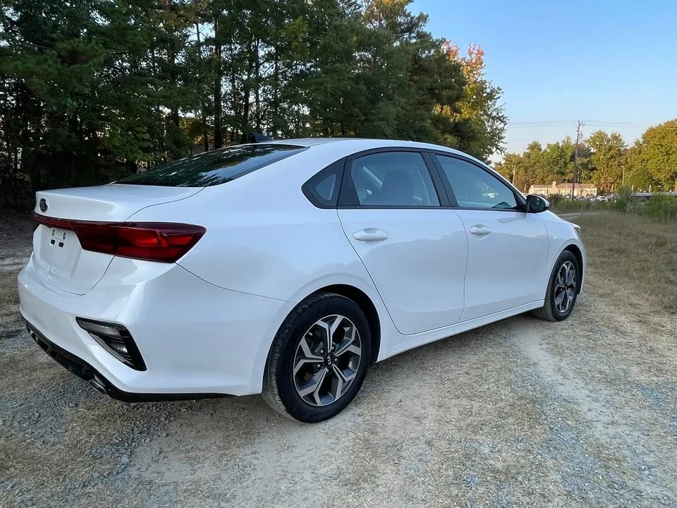 2021 Kia Forte - Image 7 of 19