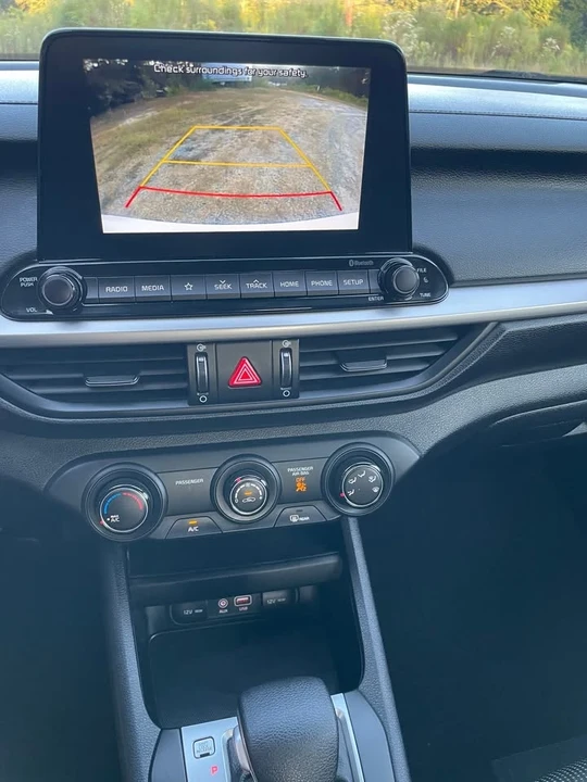 2021 Kia Forte - Image 16 of 19