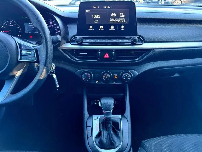 2021 Kia Forte - Image 10 of 12
