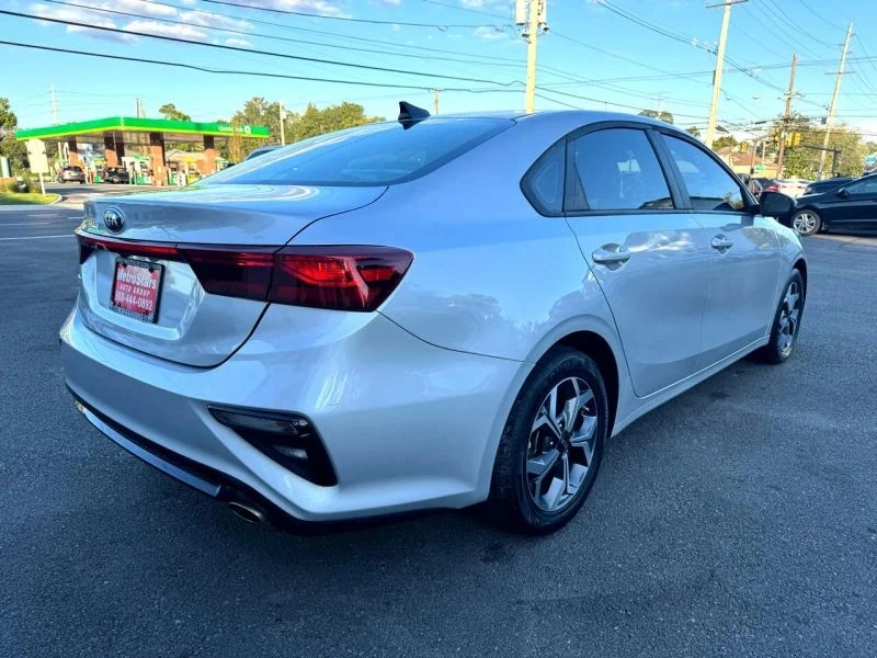2021 Kia Forte - Image 7 of 12
