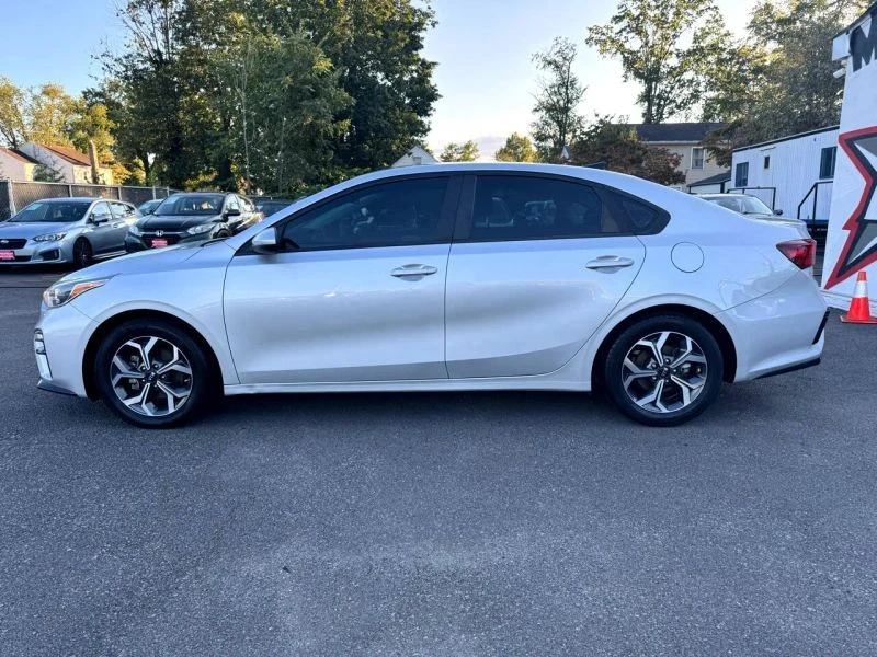 2021 Kia Forte - Image 4 of 12