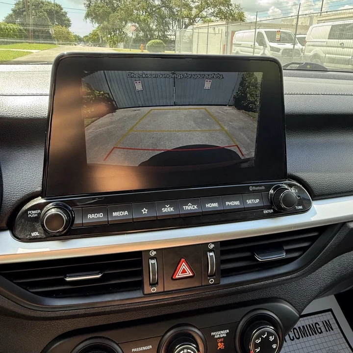 2021 Kia Forte - Image 9 of 13