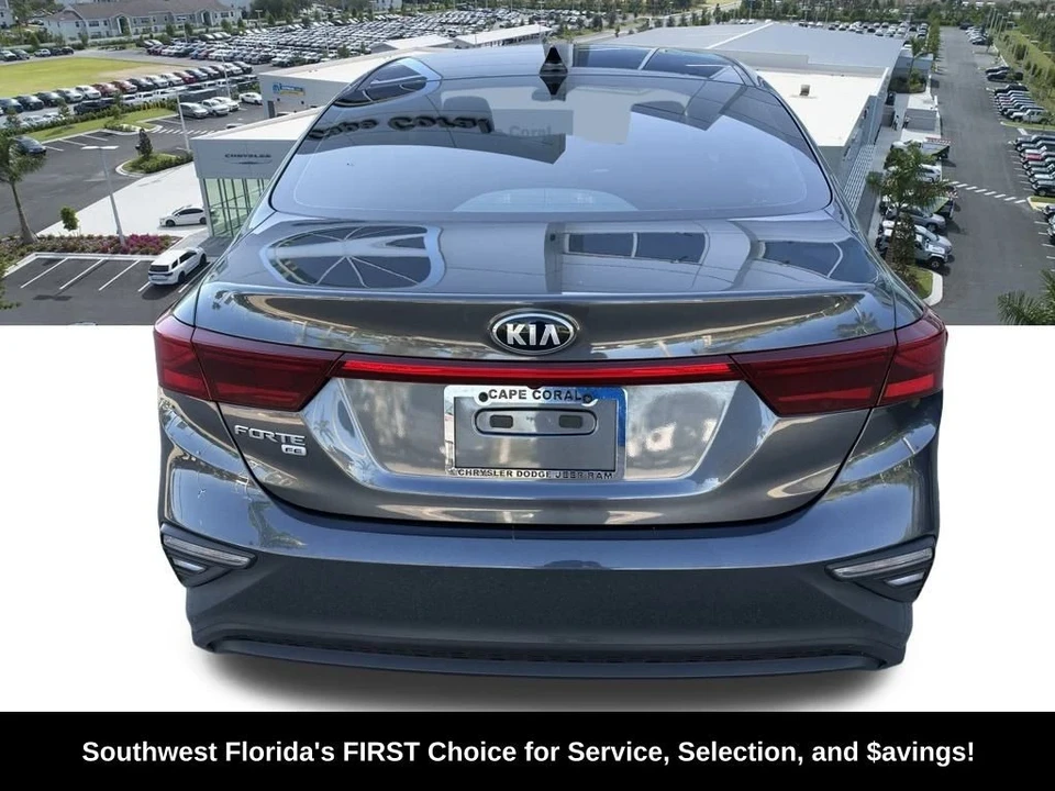 2021 Kia Forte - Image 6 of 12
