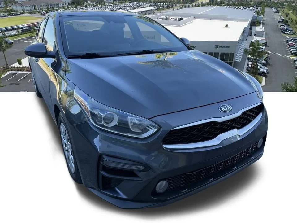 2021 Kia Forte - Image 2 of 12