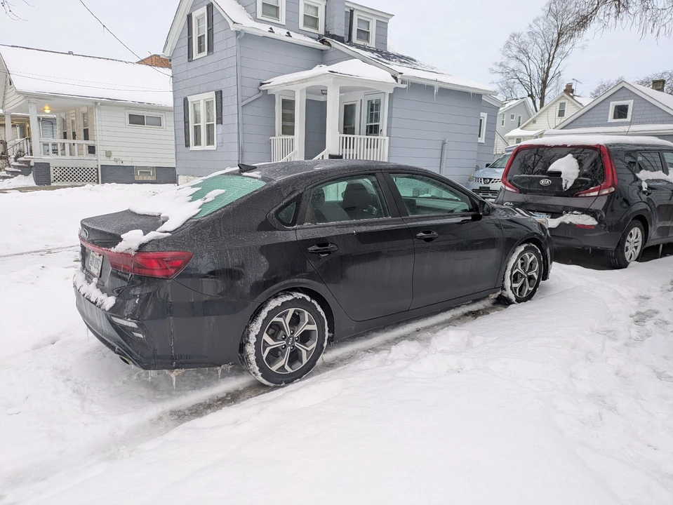 2021 Kia Forte - Image 2 of 2