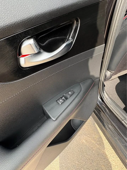 2021 Kia Forte - Image 5 of 13
