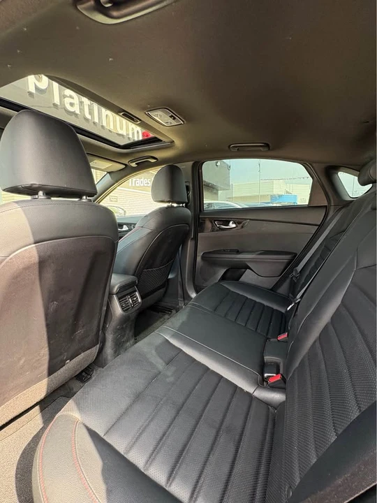 2021 Kia Forte - Image 6 of 13