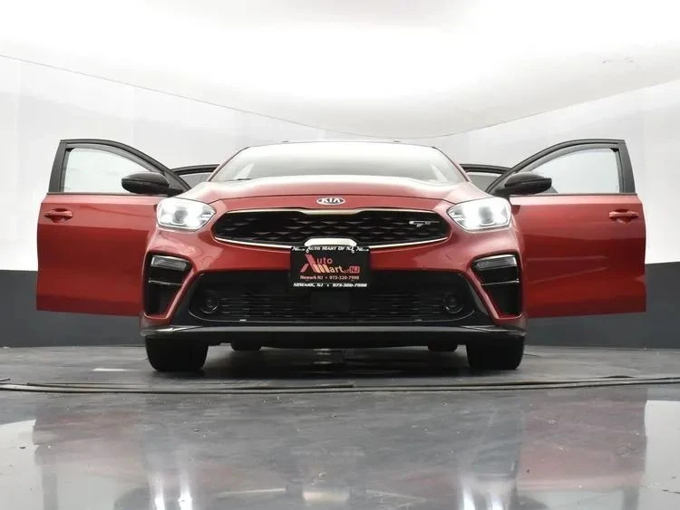 2021 Kia Forte - Image 11 of 12