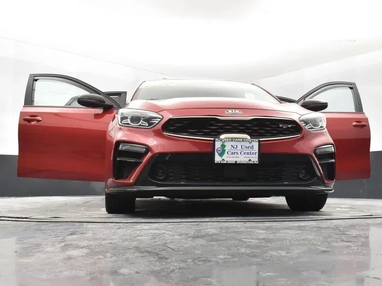 2021 Kia Forte - Image 11 of 12