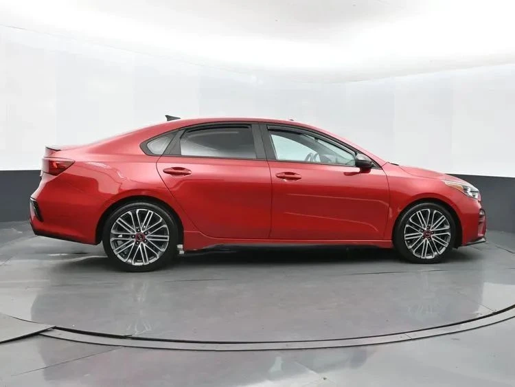 2021 Kia Forte - Image 4 of 12