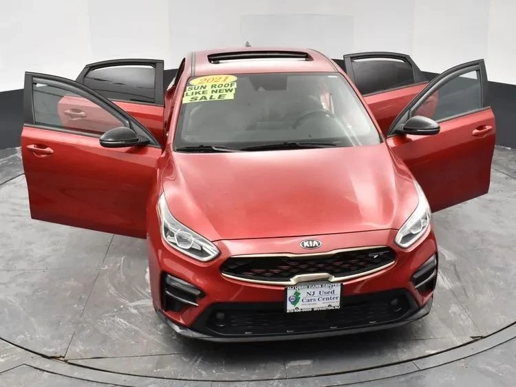 2021 Kia Forte - Image 10 of 12