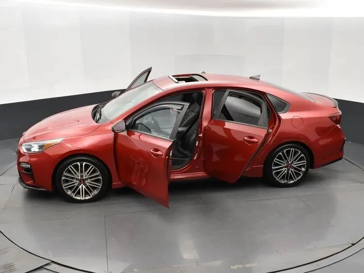 2021 Kia Forte - Image 7 of 12