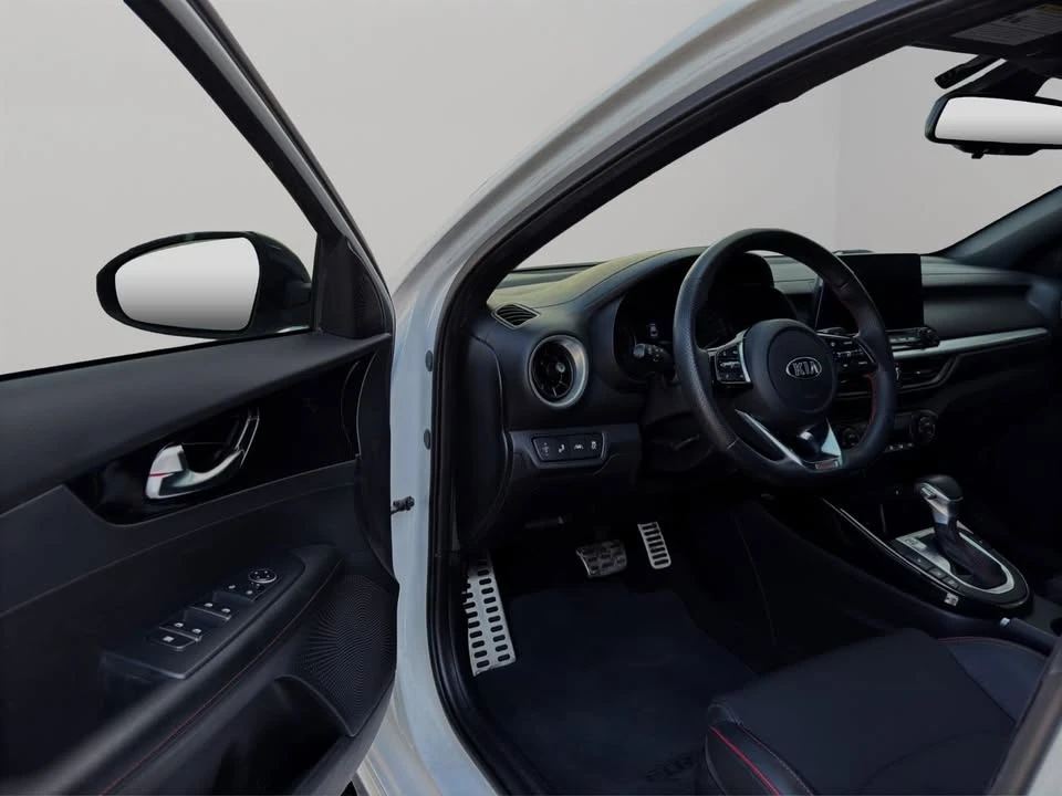 2021 Kia Forte - Image 8 of 9